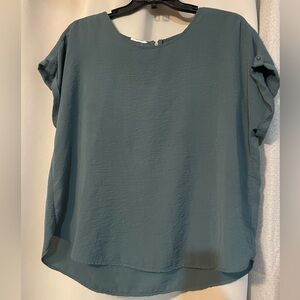 MAURICES LADIES TOP
